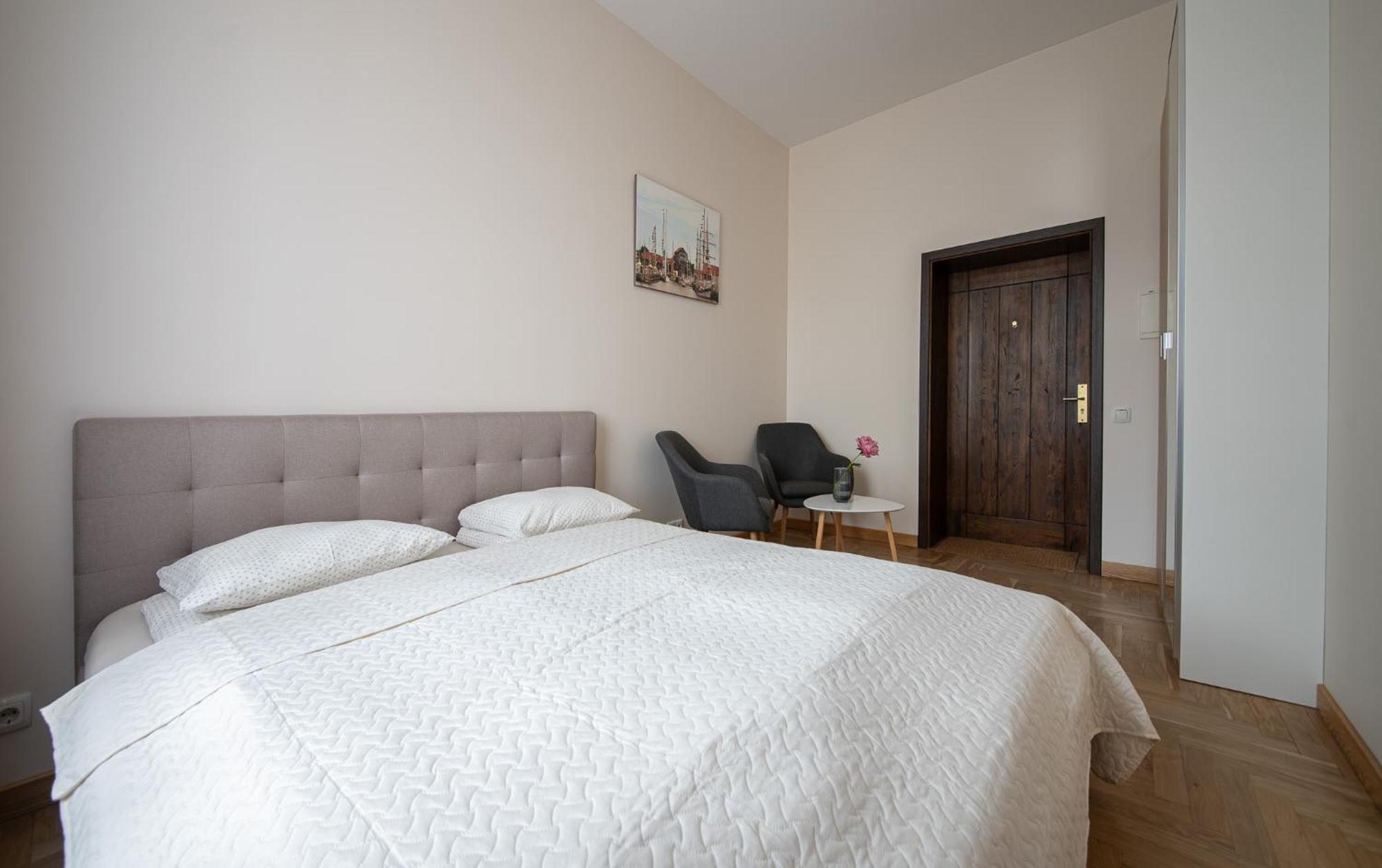 Red Brick Apartments 클라이페다 외부 사진