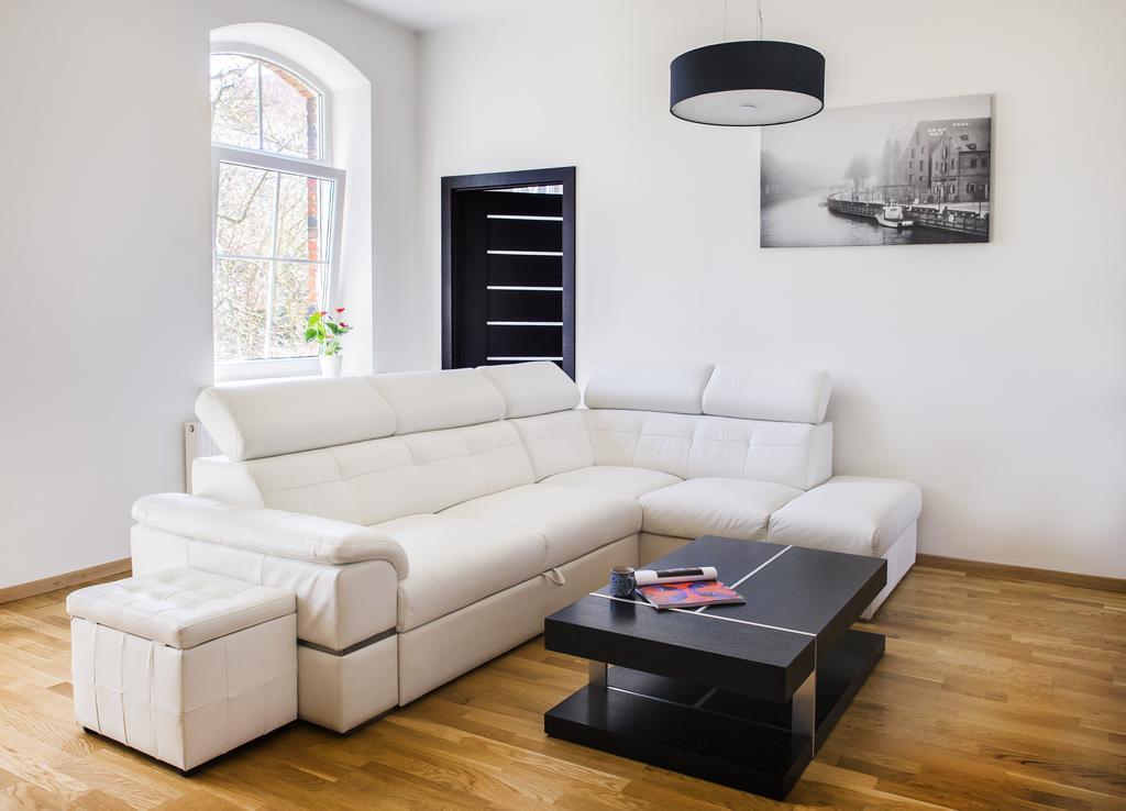 Red Brick Apartments 클라이페다 외부 사진